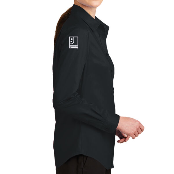 Embroidered Ohio Valley Goodwill - Wrinkle Resistant Button Down Thumbnail